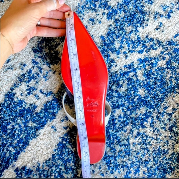 CHOC LOCK POINTED TOE FLAT CHRISTIAN LOUBOUTIN - Picture 3 of 9